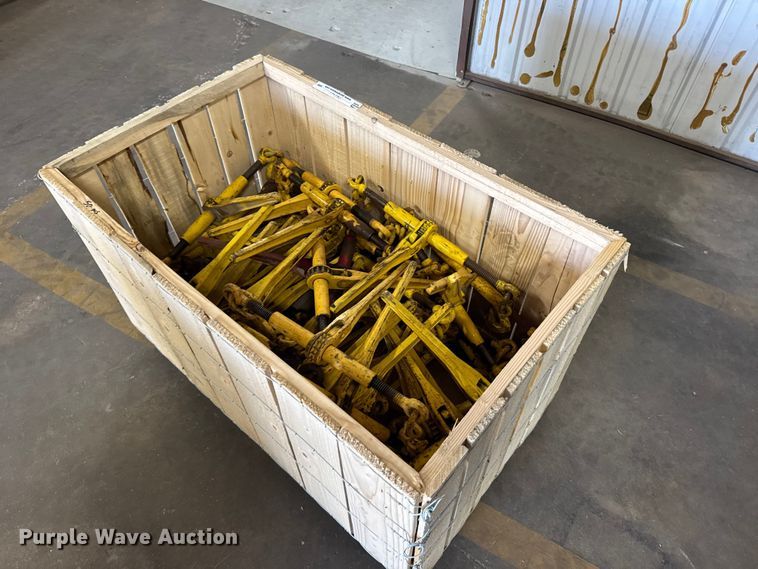 image for item FB7421 Approximately 50 ratcheting binders