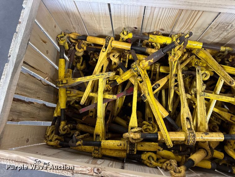 image for item FB7421 Approximately 50 ratcheting binders
