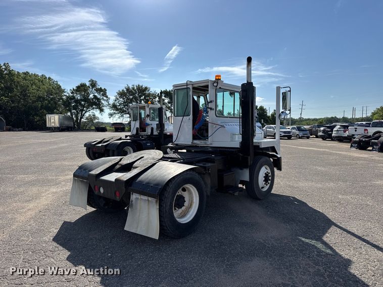 image for item FB7429 2000 Ottawa 30 yard truck