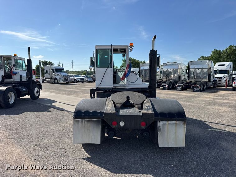 image for item FB7429 2000 Ottawa 30 yard truck