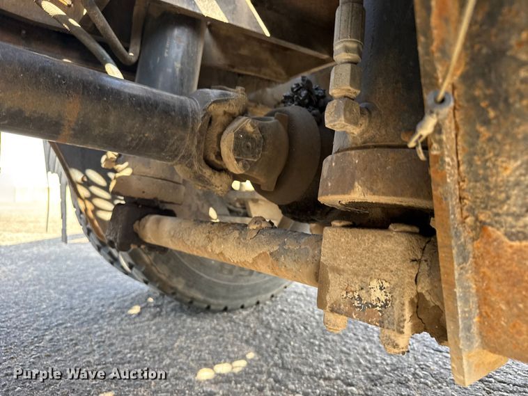 image for item FB7429 2000 Ottawa 30 yard truck