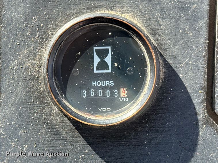 image for item FB7429 2000 Ottawa 30 yard truck