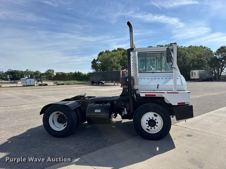 image for item FB7430 1999 Ottawa 30 yard truck