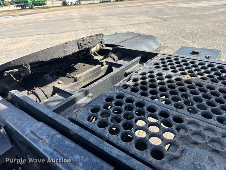 image for item FB7430 1999 Ottawa 30 yard truck