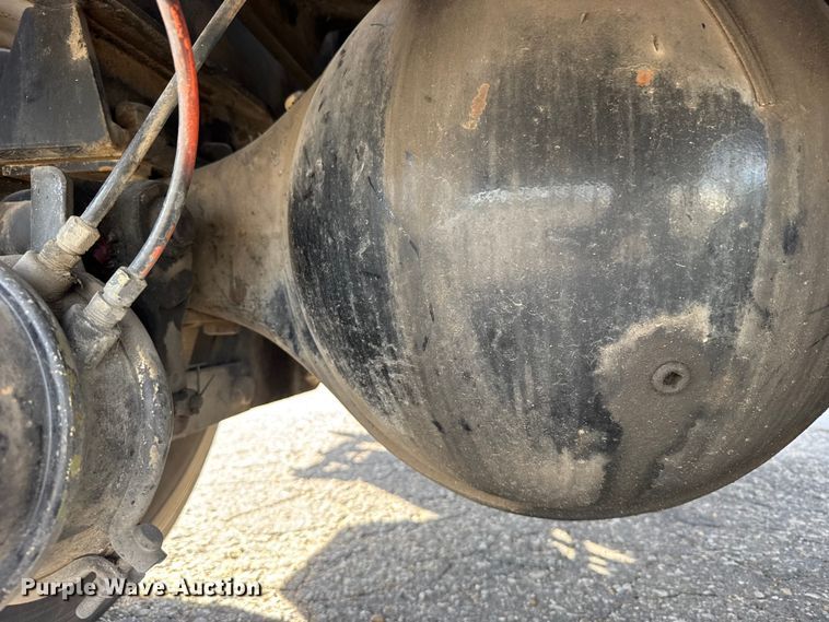 image for item FB7430 1999 Ottawa 30 yard truck