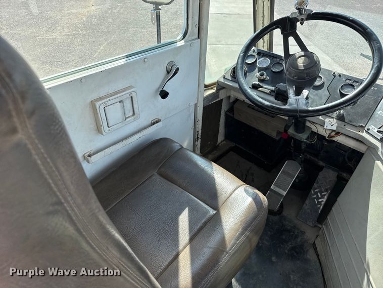 image for item FB7430 1999 Ottawa 30 yard truck