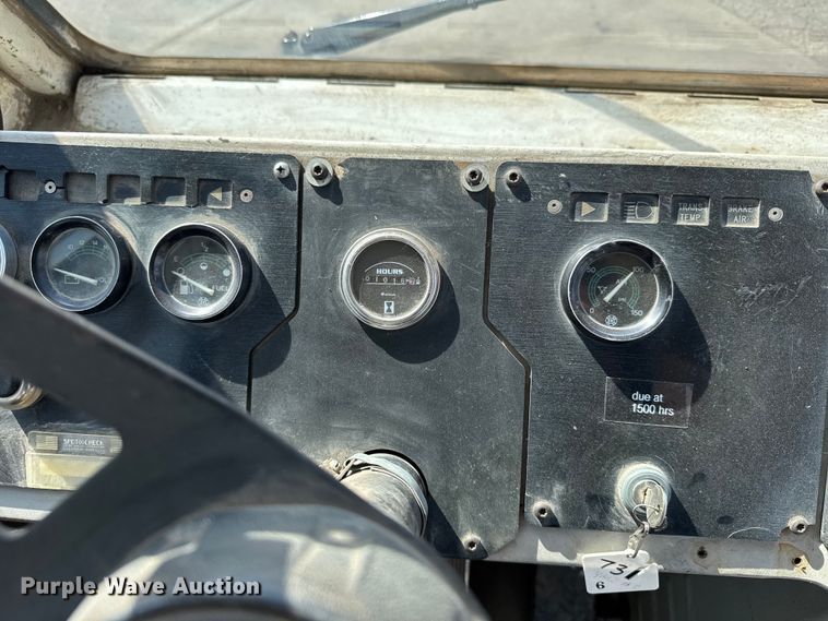 image for item FB7430 1999 Ottawa 30 yard truck