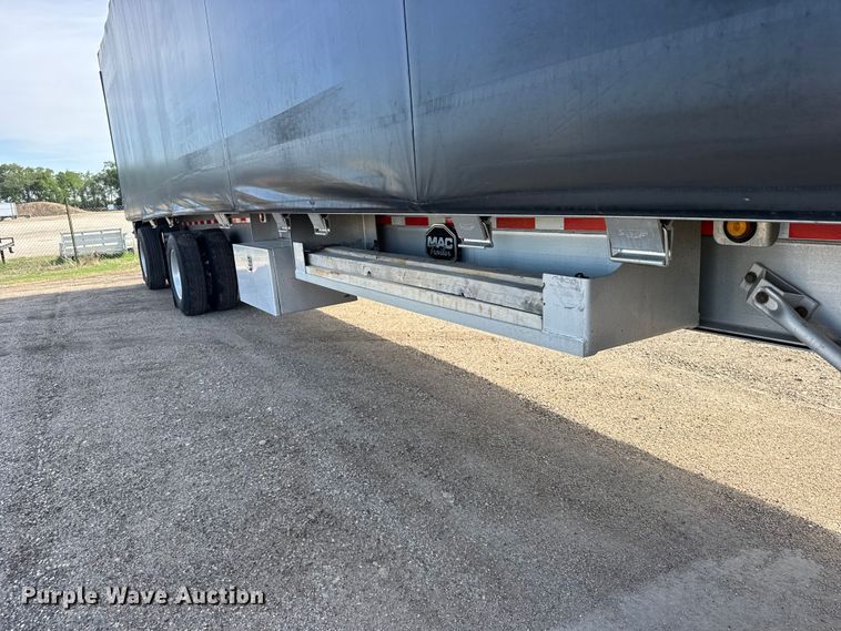 image for item FB7431 2016 MAC TNAR48AF flatbed trailer