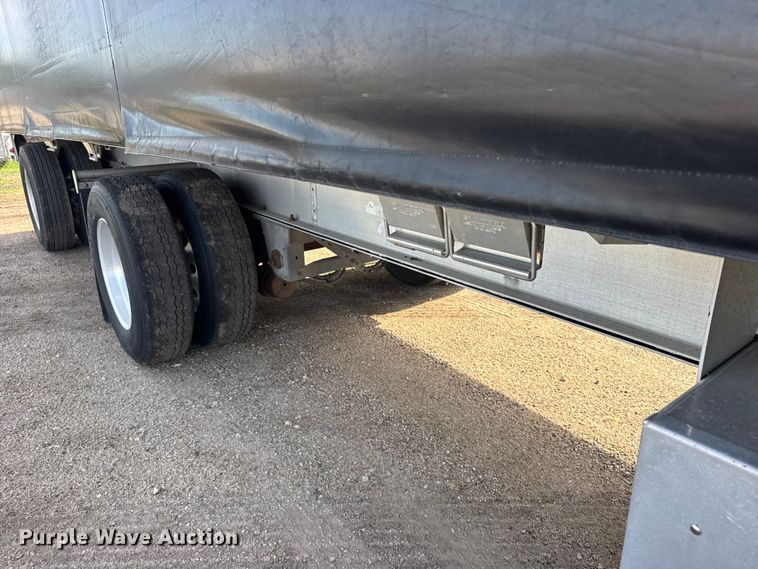 image for item FB7431 2016 MAC TNAR48AF flatbed trailer
