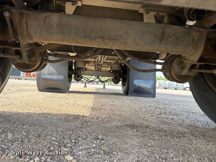 image for item FB7431 2016 MAC TNAR48AF flatbed trailer