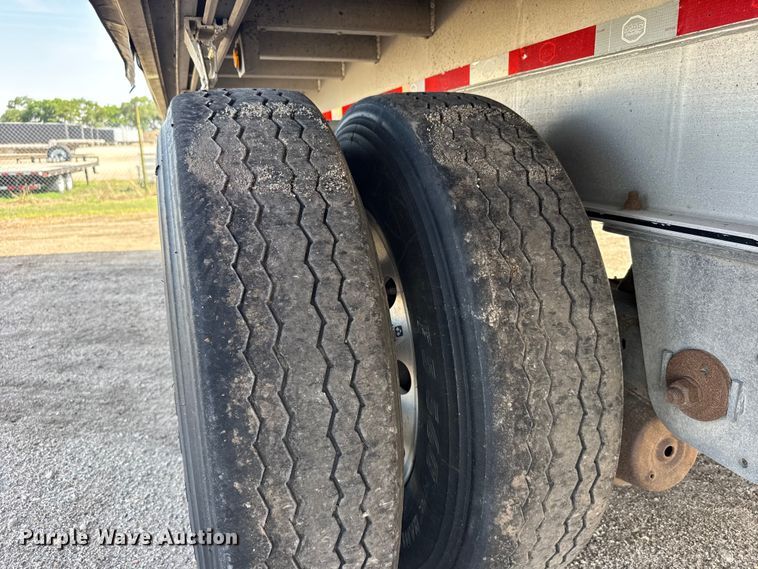 image for item FB7431 2016 MAC TNAR48AF flatbed trailer