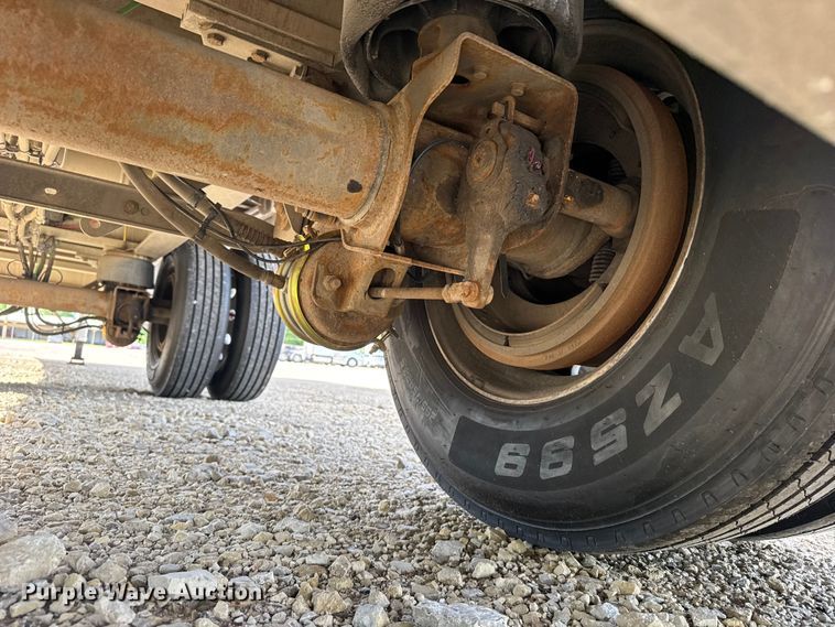 image for item FB7432 2016 MAC TNAR48AF flatbed trailer