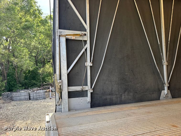 image for item FB7432 2016 MAC TNAR48AF flatbed trailer