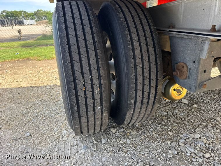 image for item FB7432 2016 MAC TNAR48AF flatbed trailer