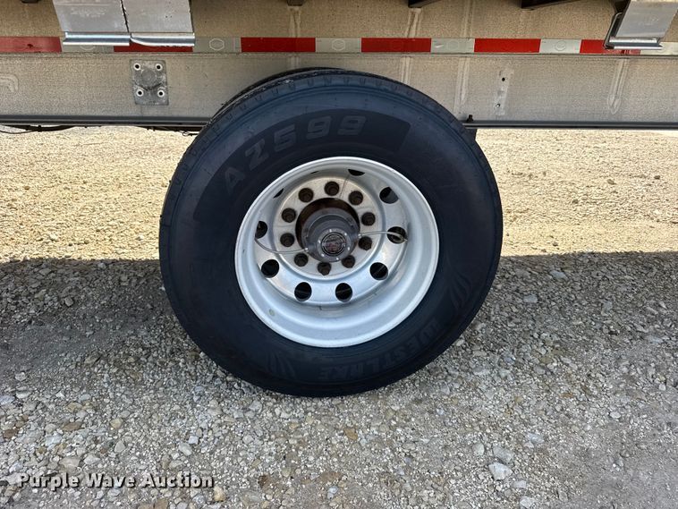 image for item FB7432 2016 MAC TNAR48AF flatbed trailer