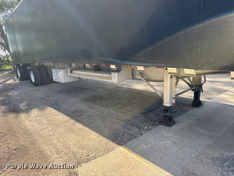 image for item FB7433 2016 MAC TNAR48AF flatbed trailer