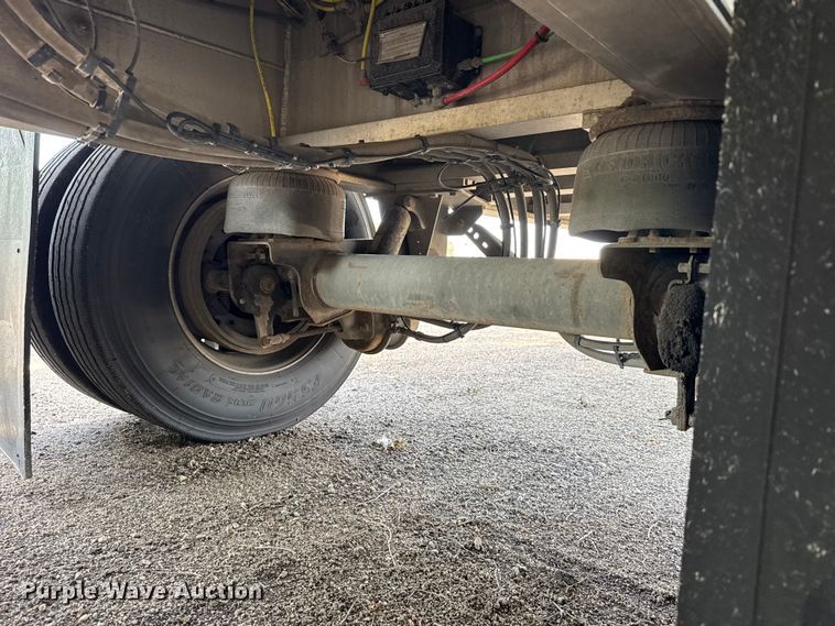image for item FB7433 2016 MAC TNAR48AF flatbed trailer