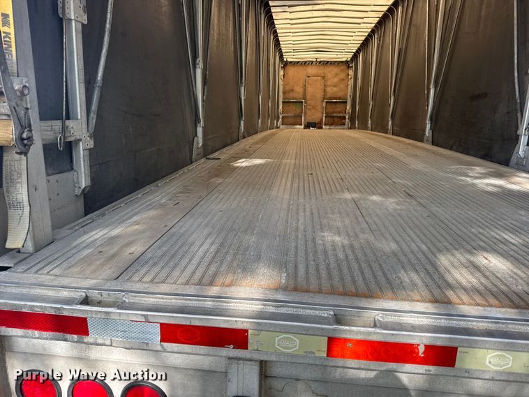 image for item FB7433 2016 MAC TNAR48AF flatbed trailer