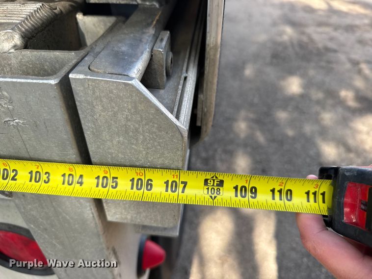 image for item FB7433 2016 MAC TNAR48AF flatbed trailer