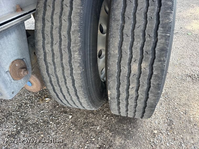 image for item FB7433 2016 MAC TNAR48AF flatbed trailer