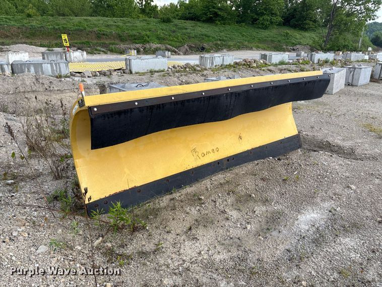 image for item FC5652 Flink 10PA38-A Snow plow