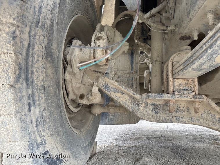 image for item FC5654 1999 Mack CH613 water truck