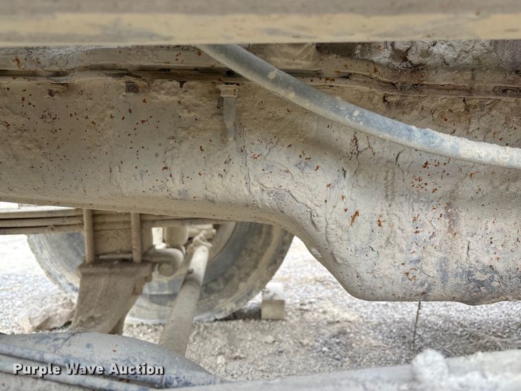 image for item FC5654 1999 Mack CH613 water truck