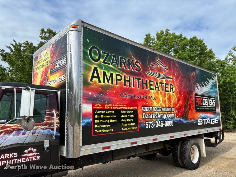 image for item FC5673 2000 International 4700 box truck