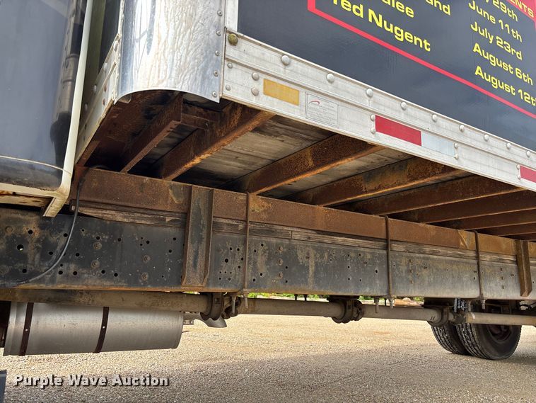 image for item FC5673 2000 International 4700 box truck