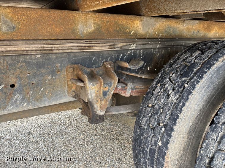 image for item FC5673 2000 International 4700 box truck
