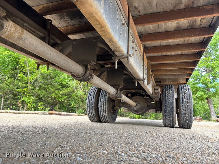 image for item FC5673 2000 International 4700 box truck