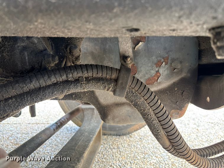 image for item FC5673 2000 International 4700 box truck