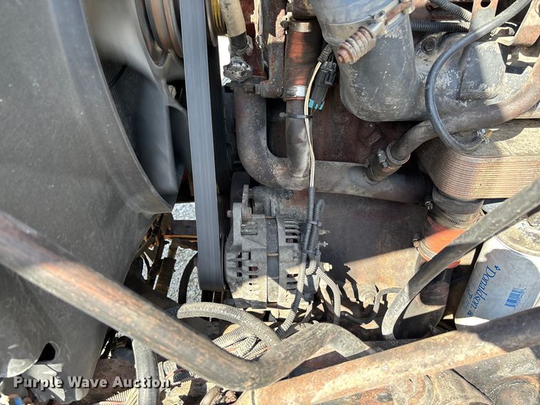image for item FC5678 2001 Mack CH613 semi truck
