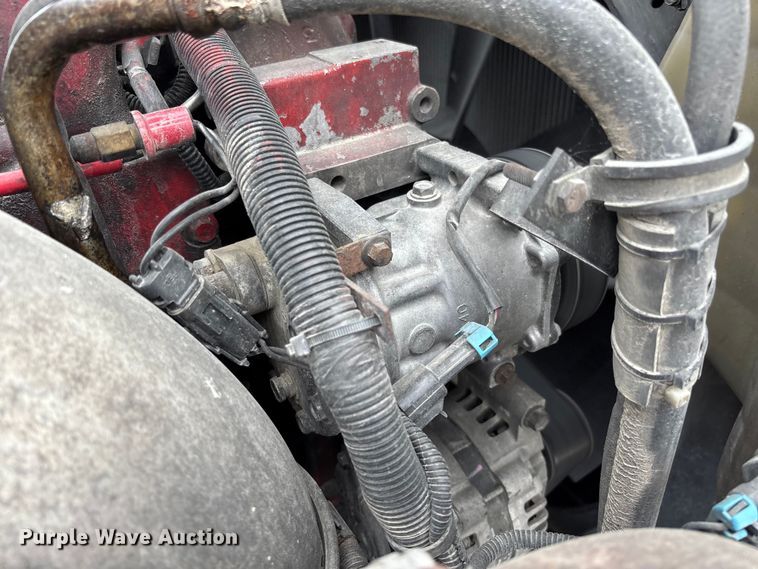 image for item FC5709 2007 International 9400i semi truck