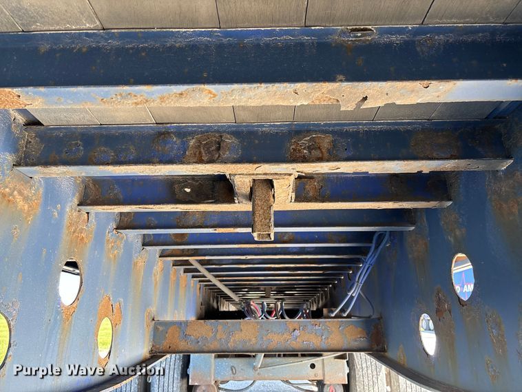 image for item FC5732 2006 NUVA Curtain side trailer