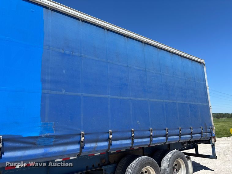 image for item FC5732 2006 NUVA Curtain side trailer