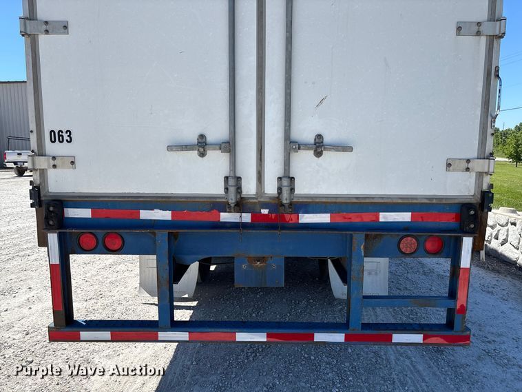 image for item FC5732 2006 NUVA Curtain side trailer
