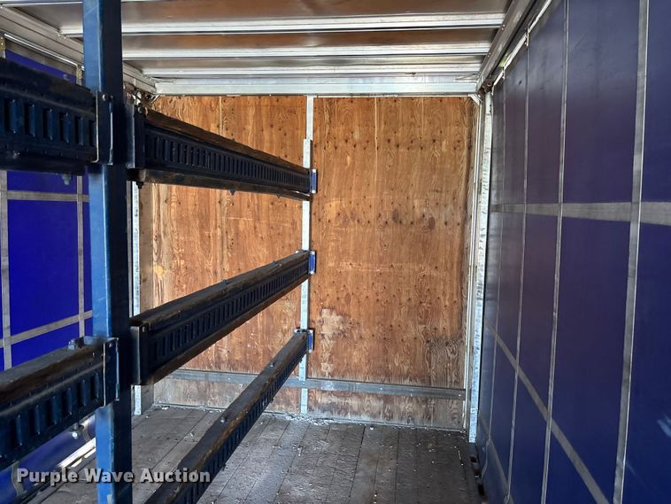 image for item FC5732 2006 NUVA Curtain side trailer