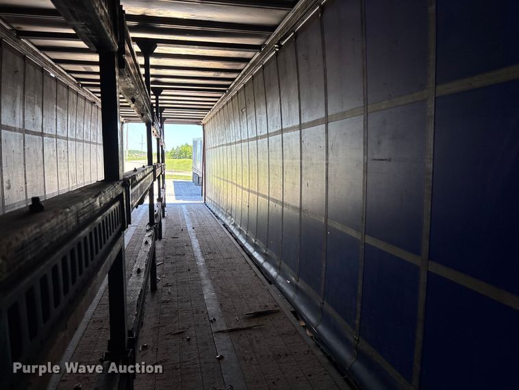 image for item FC5732 2006 NUVA Curtain side trailer