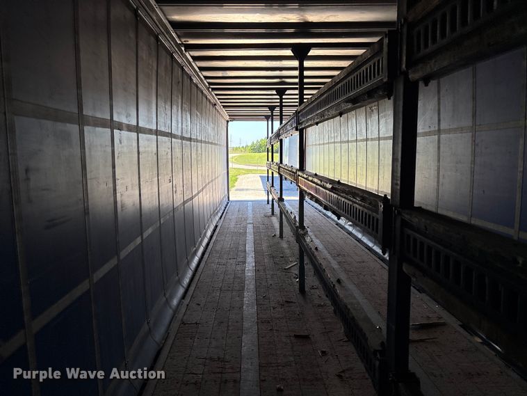 image for item FC5732 2006 NUVA Curtain side trailer