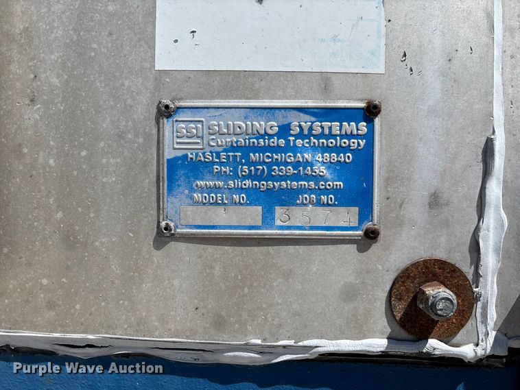 image for item FC5732 2006 NUVA Curtain side trailer