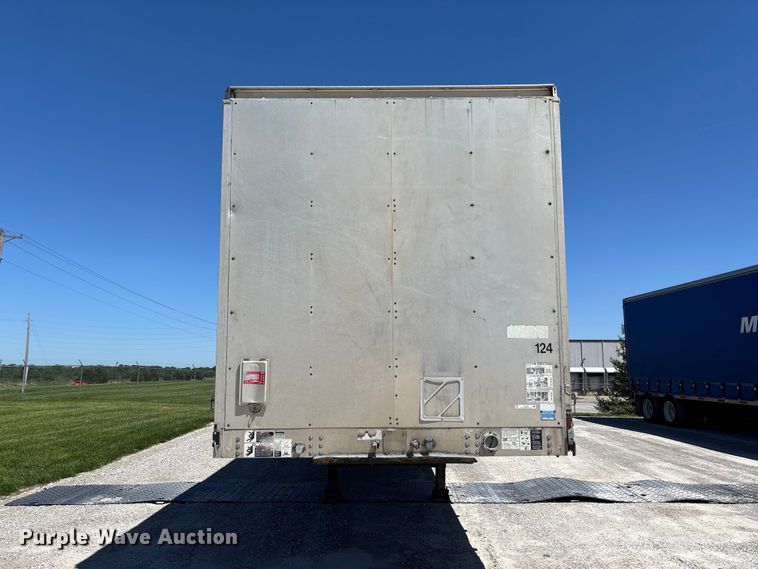 image for item FC5733 2005 Wilson CF-900 side curtain trailer