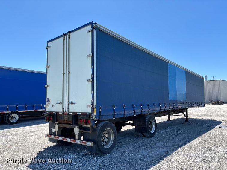 image for item FC5733 2005 Wilson CF-900 side curtain trailer