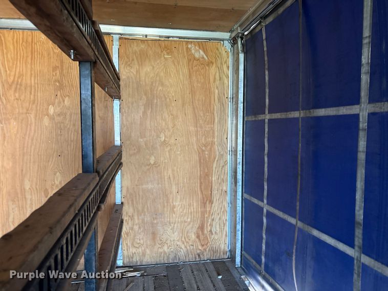 image for item FC5733 2005 Wilson CF-900 side curtain trailer