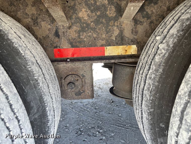 image for item FC5734 2007 Transcraft DTL-2100 side curtain trailer