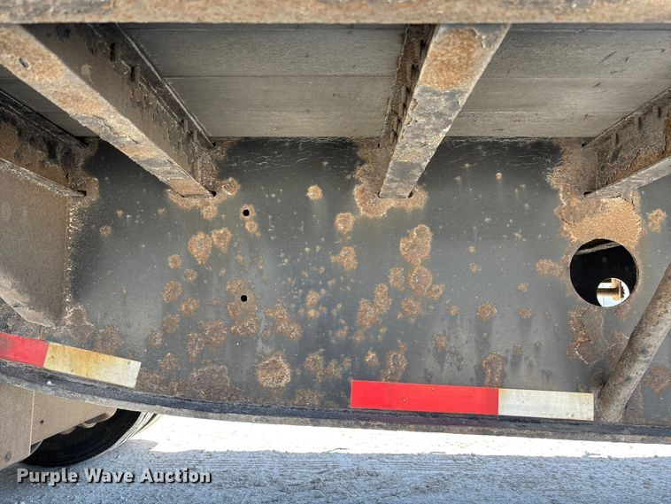 image for item FC5734 2007 Transcraft DTL-2100 side curtain trailer