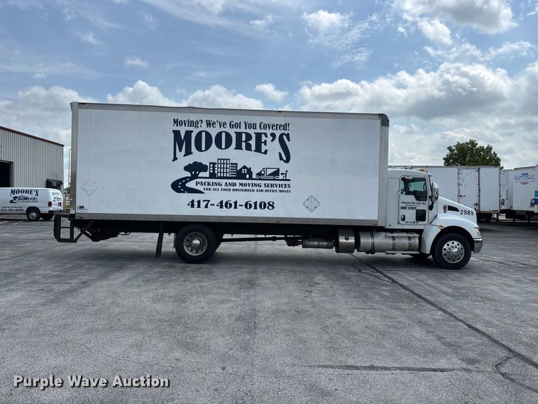 image for item FG0269 2013 Kenworth T370 box truck