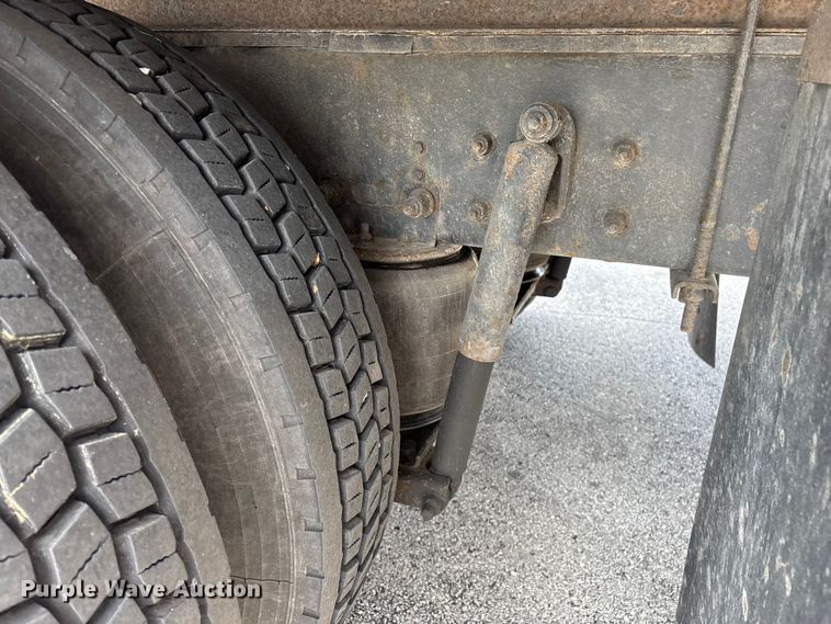 image for item FG0269 2013 Kenworth T370 box truck