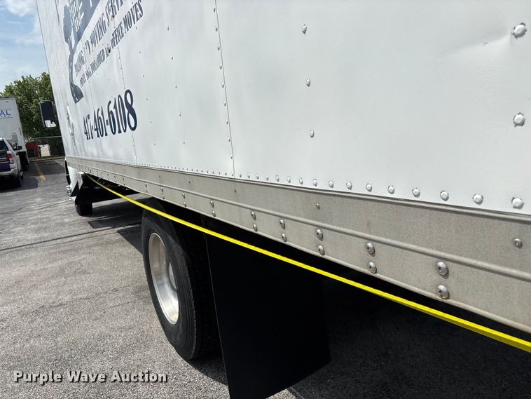 image for item FG0269 2013 Kenworth T370 box truck