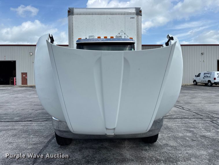 image for item FG0269 2013 Kenworth T370 box truck
